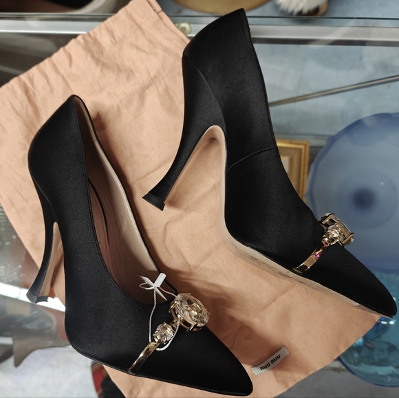 Miu Miu Black Satin Pumps 37.5 Gold and Gem Toe Ornaments EUC - Picture 10 of 11